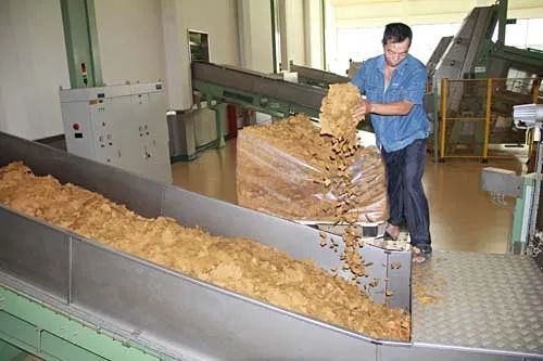 煙草加工異味廢氣危害大，快速除臭就用Dejing的凈除臭劑！.jpg