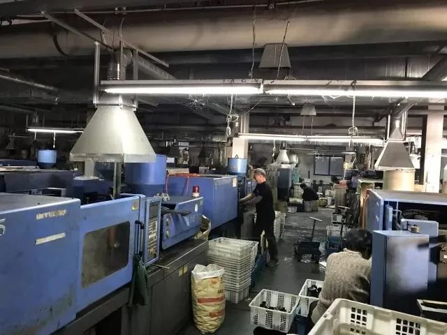 Dejing的凈??制鞋廠除臭劑，治理?yè)]發(fā)性有機(jī)化合物(VOC)廢氣.jpg